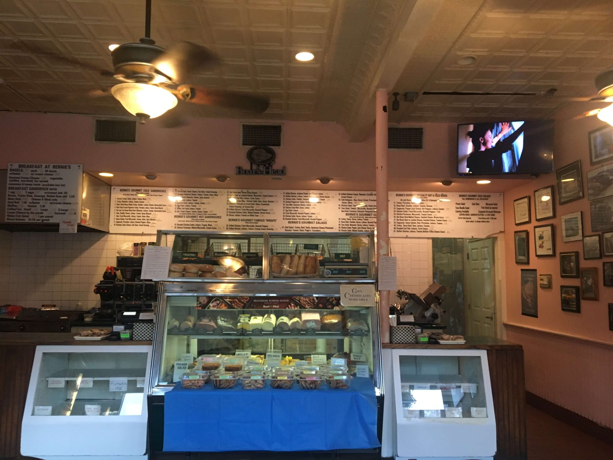 CLOSED Bernie's Bagels Deli and Catering Allendale, NJ